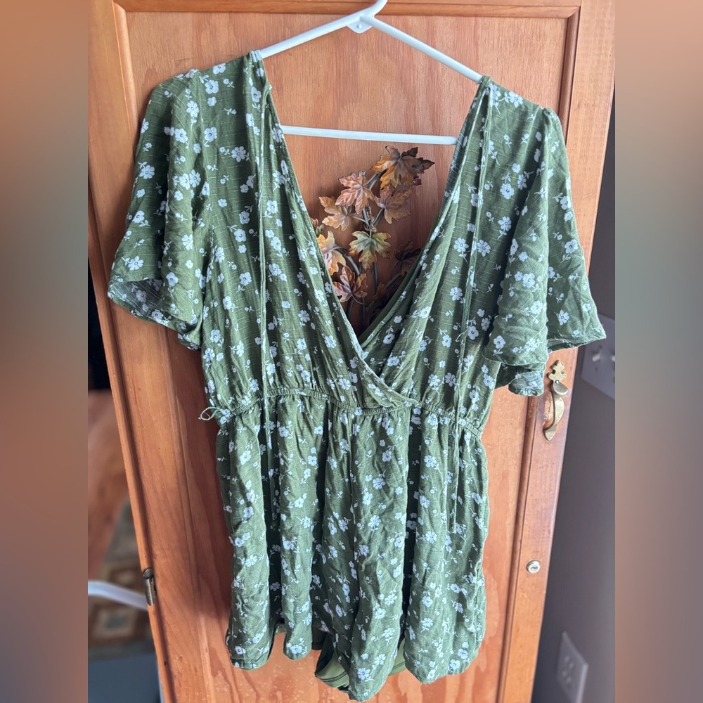 Green floral romper